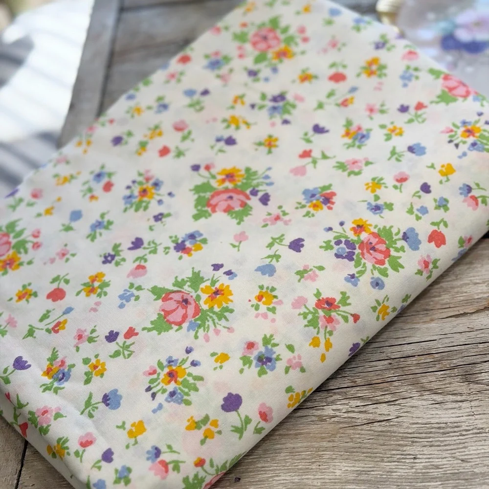 Vintage Cottagecore Floral Twin Flat Sheet. 66”x94”. Vibrant | Heirloom | 1970’s